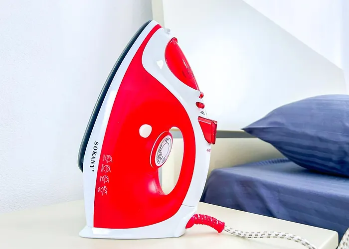 Porta Mare Golem (Tirana)