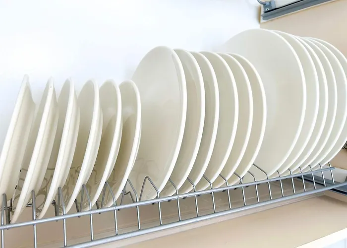 Porta Mare Golem (Tirana)